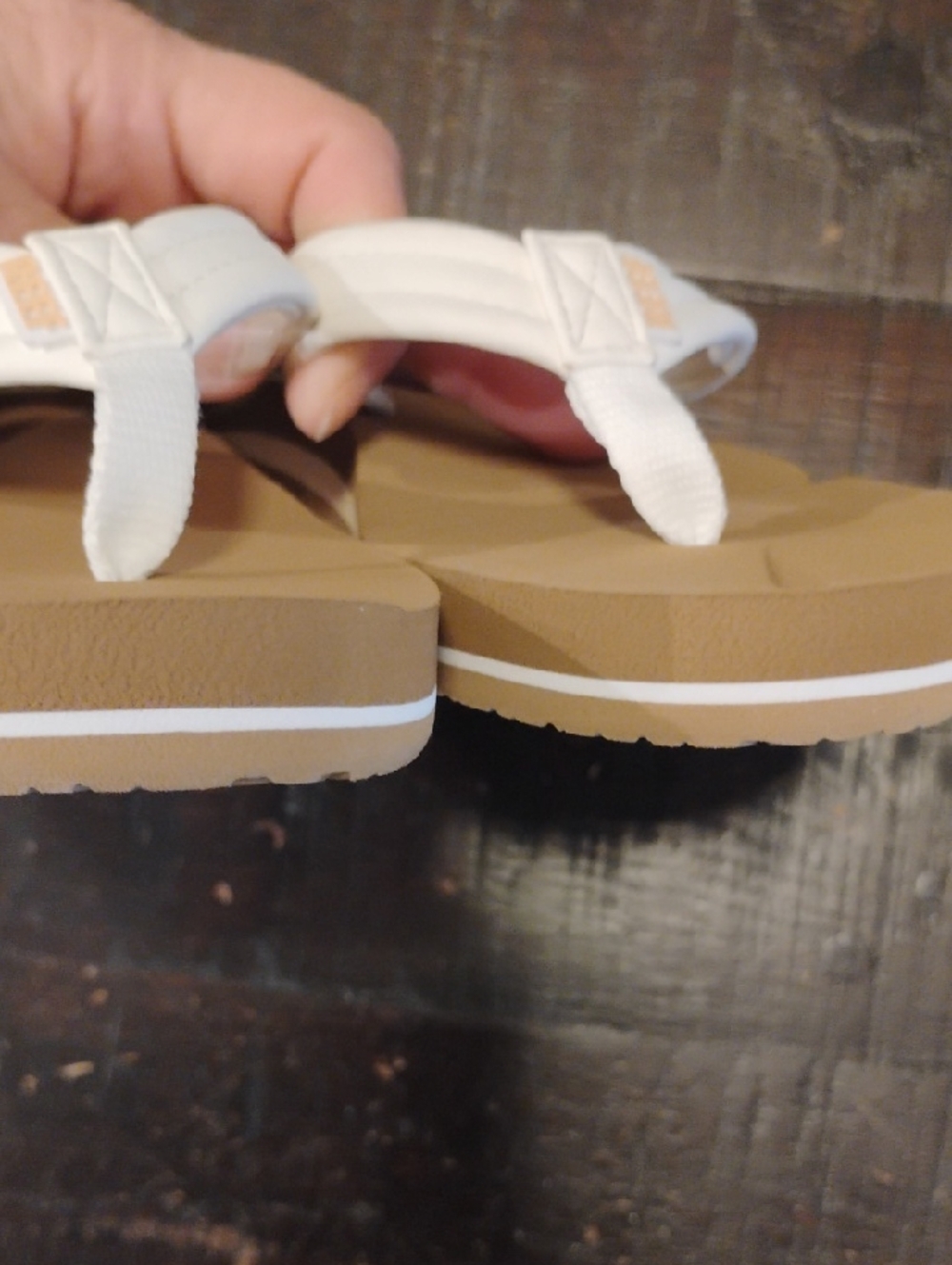 Reef White Strap Tan Footbed Cushion Sandals - Picture 5 of 5